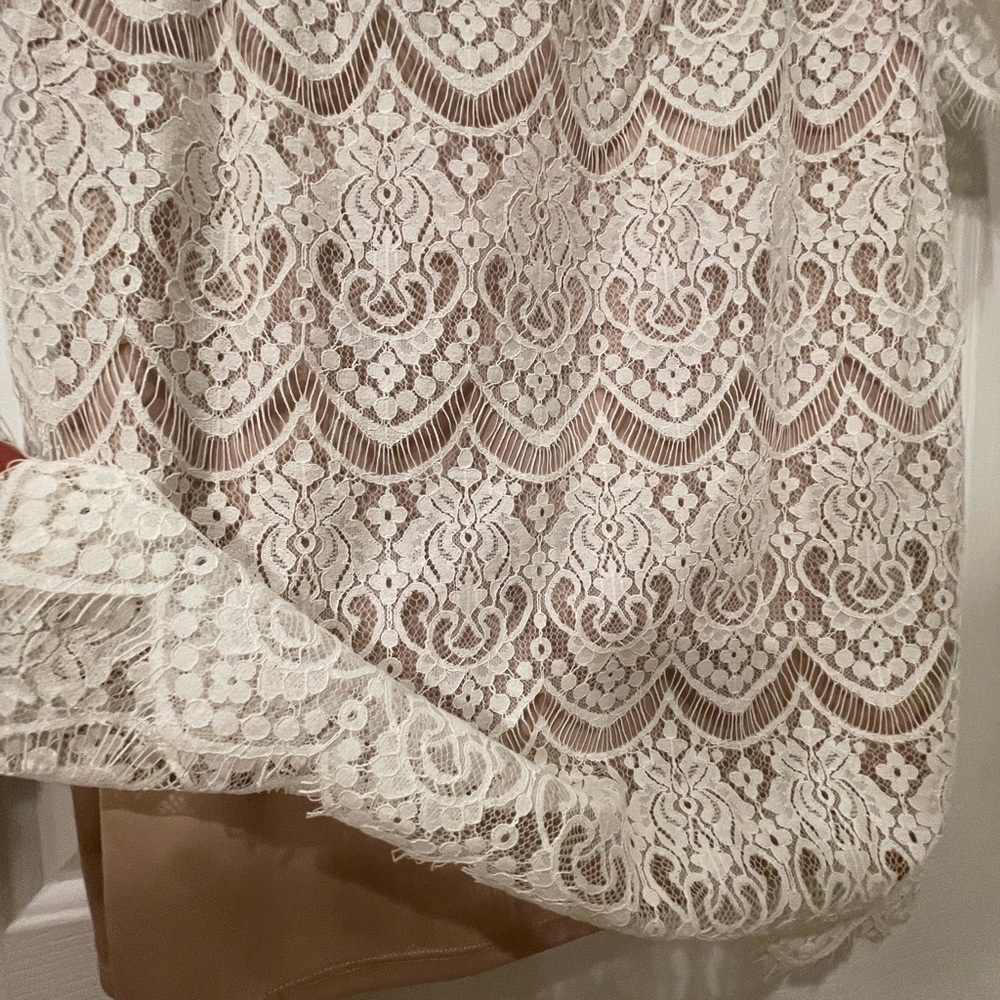 Dress - Picture 6 of 6